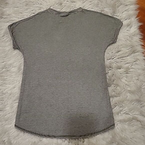 Modcloth dark green ansmd white stripped flowy tshirt size small - Picture 4 of 4